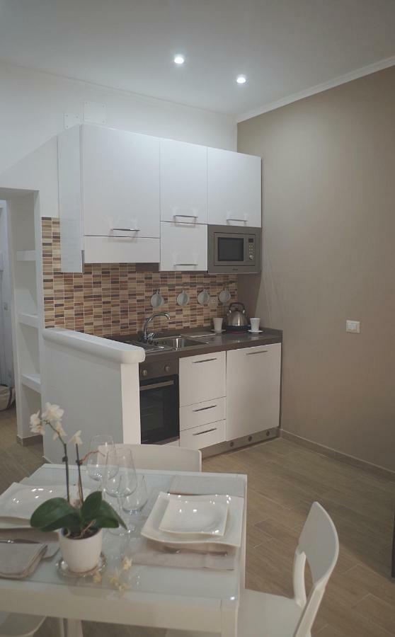 Via Toledo 51 Apartment Napoli Bagian luar foto