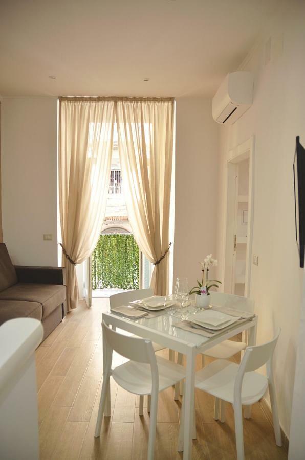 Via Toledo 51 Apartment Napoli Bagian luar foto